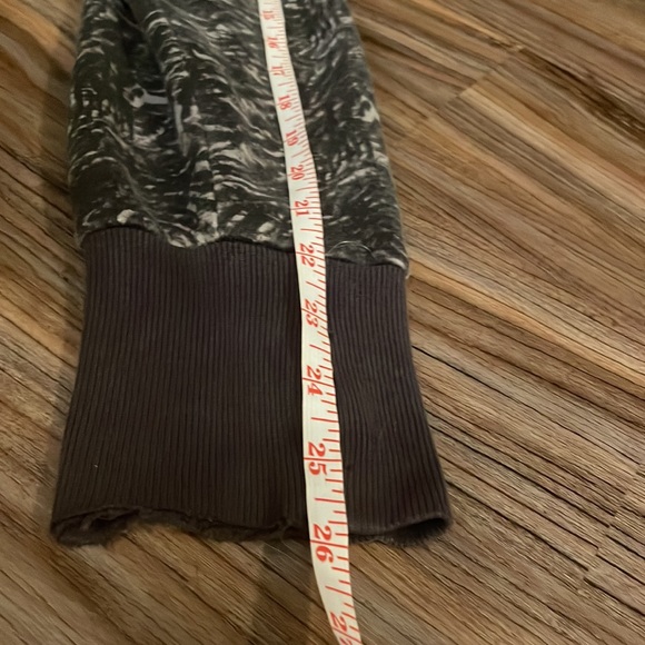 Tuff athletics, grey and dark grey soft zip up - Picture 8 of 8